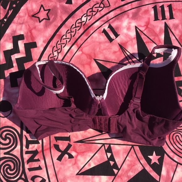 Burgundy Size 36DD Victoria’s Secret Bra - Picture 3 of 4